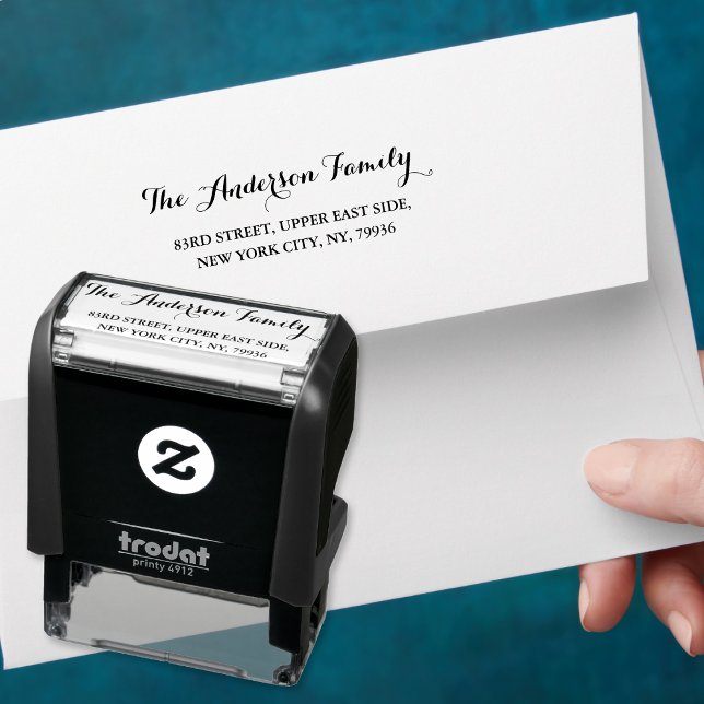 Sello Automático Dirección de devolución de nombre de familia de sc (Simple Elegant Script Family Name Return Address Self-inking Stamp)