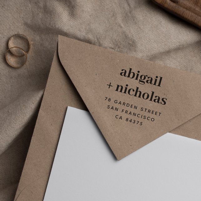 Sello Automático Dirección de devolución del Boda de nombres de la  (Bold Serif Couple's Names Wedding Return Address Self-inking Stamp)