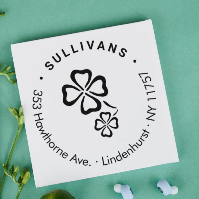 Sello Automático Dirección de retorno de la familia simple moderna  (Simple Modern Lucky Clovers Family Return Address Self-inking Stamp)
