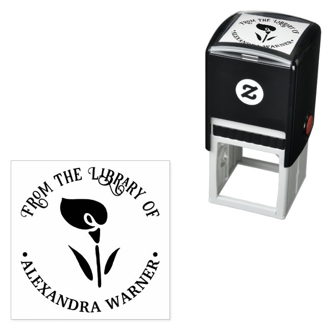 Sello Automático Elegante Silueta de Lirio de Calla Nombre de la Bi (In Situ)