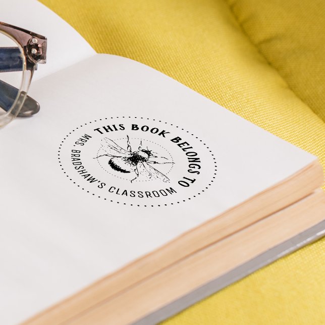 Sello Automático Este Libro Pertenece A Bumble Bee Personalizado (This Book Belongs To Bumble Bee Personalized Self-inking Stamp)