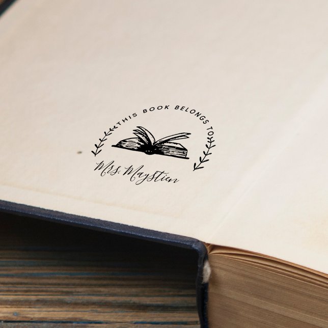 Sello Automático Este Libro Pertenece A Guión De Libro (This Book Belongs To Book Script Self-inking Stamp)