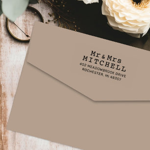 Sello Automático Typewriter Mr. y Mrs. Personalized Return Address