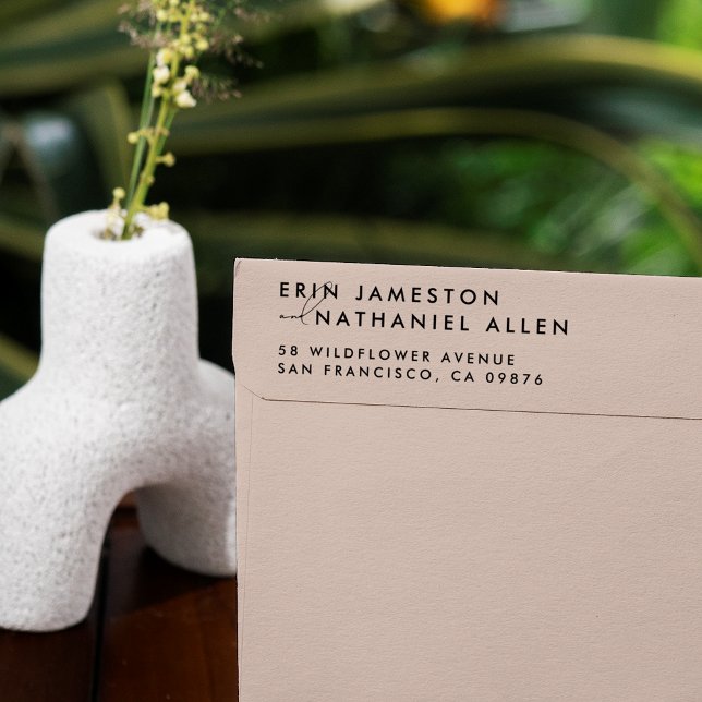 Sello De Caucho Dirección de devolución moderna de dos nombres y l (Two Names & Script Font Modern Return Address Rubber Stamp)