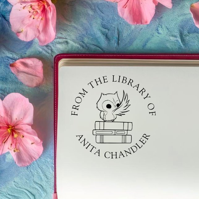 Sello De Caucho Libro personalizado | Búho lindo en libros (Subido por el creador)