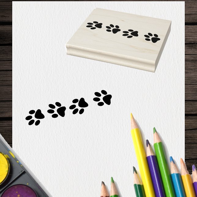 Sello De Caucho Línea de huellas de gato sólidas  (Line of solid cat paw prints on craft art rubber stamp.)