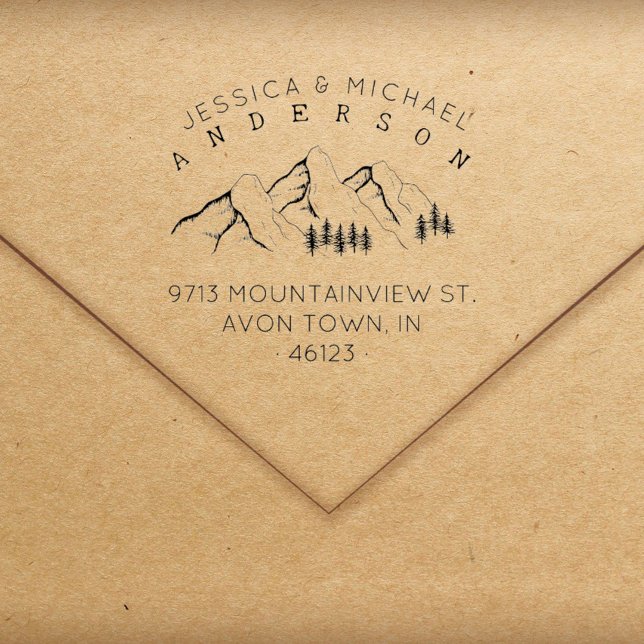 Sello De Caucho Montañas Rústicas Dirección de devolución de parej (Rustic Mountains Married Couple Return Address Rubber Stamp)