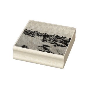 Sello De Caucho Rocas oceánicas en la playa