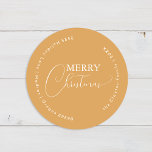 Sello para sobres de Navidades Minimalistas de Gol<br><div class="desc">Este diseño de Sello para sobres de Navidades Minimalistas Gold Retro Boho presenta un fondo suave y cálido de amarillo mostaza muda con un elegante emparejamiento de tipografía simple y escritura delicada que ofrece saludos de temporada de "Feliz Navidad". Este encantador estilo minimalista es una estética perfectamente pulida para que...</div>