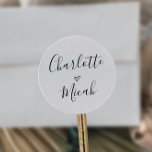 Sellos para sobres de Boda de corazón dibujado a m<br><div class="desc">Estos sellos para sobres bodas del corazón dibujados a mano son perfectos para un boda moderno. El diseño es sencillo y clásico,  con un bonito tipo de letra caligráfica escrita a mano y un corazón romántico. Personalice la etiqueta con los nombres de la novia y del novio.</div>