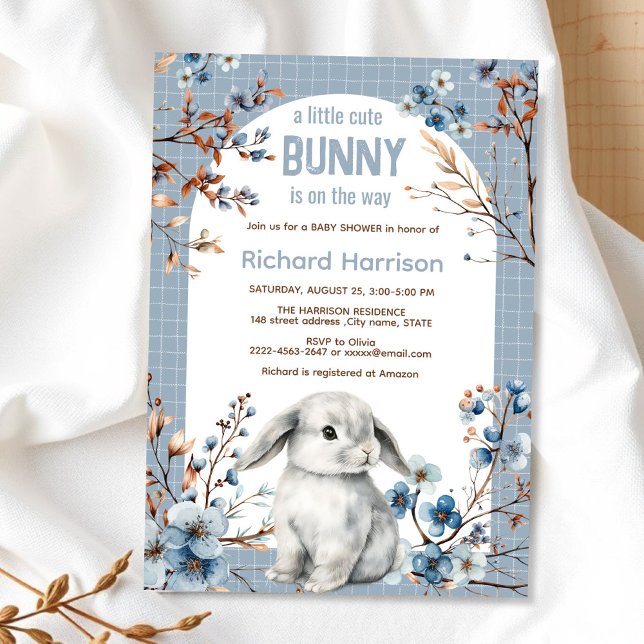 Selva rústica linda conejita invitación a la ducha (Cute Bunny Baby Shower Invitation Boy | Blue Floral Spring Rabbit Theme)