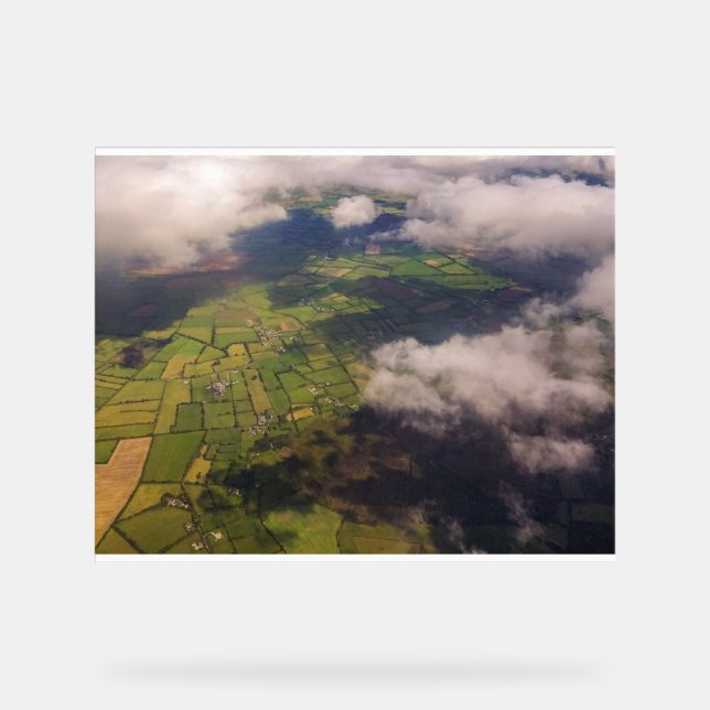 Señal Acrílica Aerial Patchwork of Irish Farmland and Clouds (Anverso)