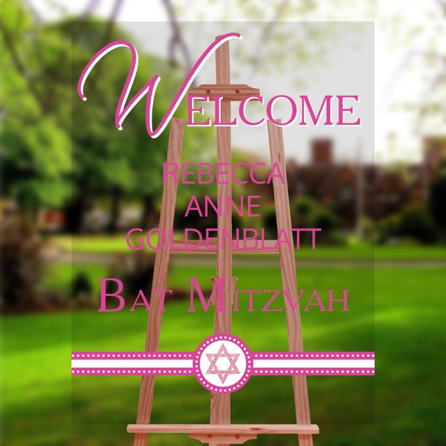 Señal Acrílica Bienvenidos a Glam Pink Modern Moda Bat Mitzvah (The clear acrylic gives a modern feel to this pink Bat Mitzvah welcome sign)