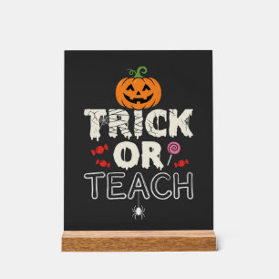 Señal Acrílica Diseño de profesor de Halloween Truco o Enseña (2)