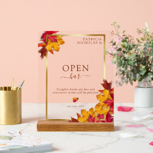 Señal Acrílica Elegante marco dorado y rústico bar con encanto de