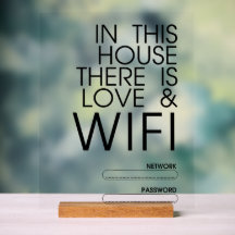 En esta casa hay amor y arte de pared WiFi