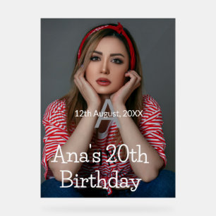 Señal Acrílica Fotografía monograma feliz cumpleaños 20 gris blan