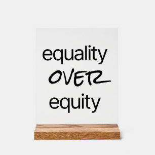 Señal Acrílica Igualdad frente al Rótulo acrílico