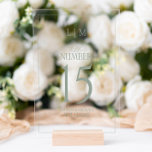Señal Acrílica Monograma verde sabio moderno número de tabla Boda<br><div class="desc">Añada un toque moderno de sofisticación a su decoración boda con el Rótulo acrílico del Monograma Verde Modern Sage. Con una tipografía elegante y un monograma minimalista, este letrero añade elegancia y guía a los huéspedes a sus mesas con facilidad. El diseño acrílico transparente complementa cualquier estilo boda, ofreciendo una...</div>