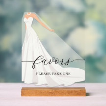 Regalos para la Ducha de la Novia con Vestido