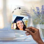 Señal Acrílica Simple modern photo Graduate<br><div class="desc">Celebrate your graduate with a timeless keepsake they will treasure for years to come. This elegant acrylic photo plaque features a clean modern layout, customizable graduation details, and space for a favorite senior portrait. Perfect as a display piece at the graduation party — and even more meaningful afterward as a...</div>