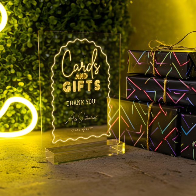 Señal Acrílica Tarjetas y regalos Wavy Yellow Neon Graduation Par (Cards & Gifts Wavy Yellow Neon Graduation Party Acrylic Sign)