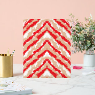 Señal Acrílica un patrón de zigzag rojo y blanco en un grupo de f