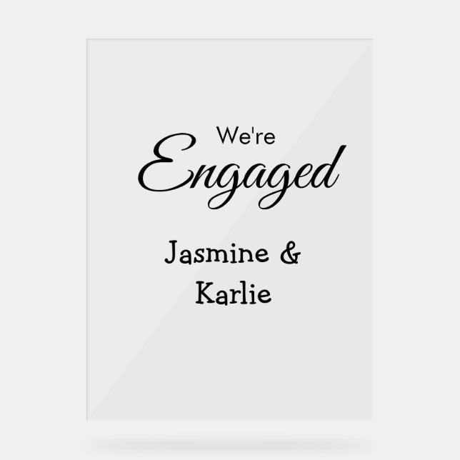Señal Acrílica We are engaged couple name romantic stylish simple (Anverso)