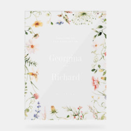 Señal de bienvenida de la pequeña boda en el jardí