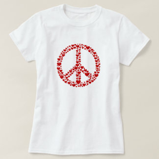 Señal de paz del corazón rojo con camiseta