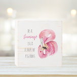 Señal Decorativa De Madera Flamingo De Color Rosa Exótico Moderno Con Cita<br><div class="desc">Flamingo De Color Rosa Exótico Moderno Con Cita</div>