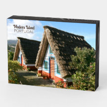 Foto de la isla de Madeira con casas típicas, Port