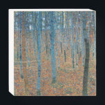 Señal Decorativa De Madera Gustav Klimt Fir Forest Tannenwald<br><div class="desc">Gustav Klimt Fir Forest - Árboles Rojos de Art Nouveau Esta hermosa pintura vintage de los árboles es del maestro Gustav Klimt. El cuadro, llamado Fir Forest I, o Tannenwald, nos muestra un hermoso paisaje con los Árboles Rojos, a través de un bosque denso. Gustav Klimt capturó la sensación de...</div>