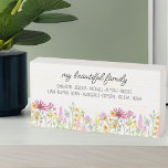 Señal Decorativa De Madera Hermosa familia de flores silvestres con nombres<br><div class="desc">La caja de madera de flores silvestres de bonito firma personalizada con el texto de su personalizado, como "mi bella familia" y los nombres de sus hijos, suegros y/o nietos. El diseño presenta una acuarela delicada de flores silvestres en naranja rosa y amarillo. Está escrito con escritura moderna casual y...</div>