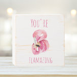 Señal Decorativa De Madera Moderno, Es Flamante Belleza Flamingo Rosa<br><div class="desc">Moderno,  Es Flamante Belleza Flamingo Rosa</div>