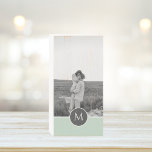 Señal Decorativa De Madera Nombre y foto personalizados de la Casa de la Mone<br><div class="desc">Nombre y foto personalizados de la Casa de la Moneda minimalista</div>