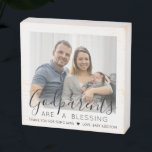 Señal Decorativa De Madera Padres Gracias, Padrino, Baptismo.<br><div class="desc">Una manera reflexiva de agradecer a los padrinos de tu bebé es darles un elegante regalo fotográfico de su ahijado que pueden salvar como un placer. Todas las fotos y frases son simples de personalizar, incluida una cita que dice "Los padrinos son una bendición, gracias por ser míos" (IMAGE PLACEMENT...</div>
