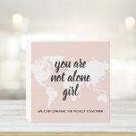 Señal Decorativa De Madera Positivo De No Estar Solo En La Cita De Motivación<br><div class="desc">Positivo De No Estar Solo En La Cita De Motivación Chica</div>