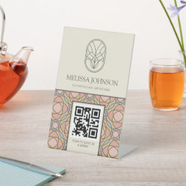 Señal geométrica de pedestal para código QR de cui