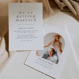 Sencilla invitación a bodas con fotos artísticas