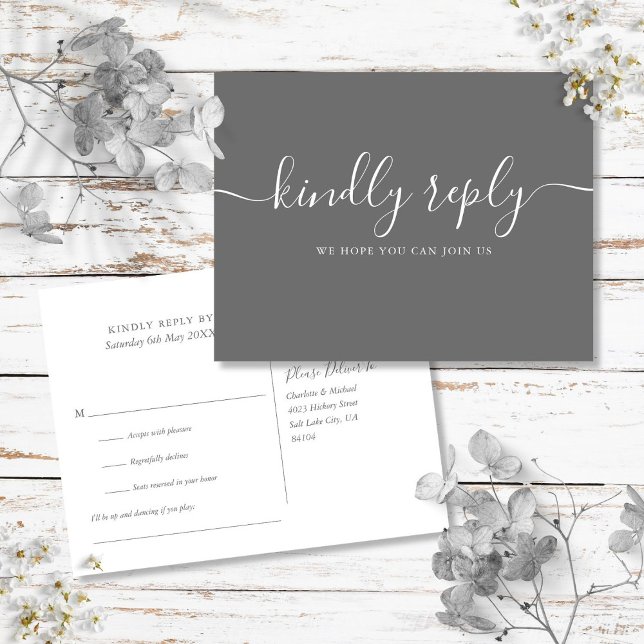 Sencilla tarjeta de respuesta con elegante firma e (Simple Gray Elegant Signature Script RSVP Invitation Postcard)