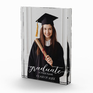 Sencilla y elegante foto de graduación de guiones