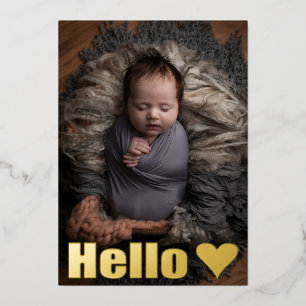 Sencillo anuncio de Hola Bebé con collage de fotos