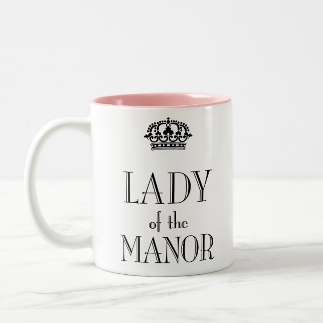 Señora de la taza Manor (Izquierda)