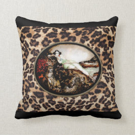 Señora del leopardo de Icart en la almohada del