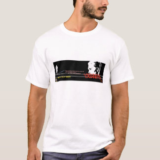 Señora en la camiseta promocional del Lazaretto