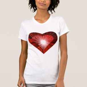 Señoras de corazón rojo menuda camiseta blanca