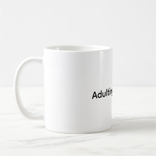 Ser adulto es una estafa taza de café divertida