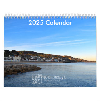 Serene Shores 2025 Calendario medio de dos páginas