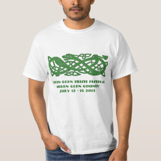 Serpiente verde céltica en la camiseta irlandesa